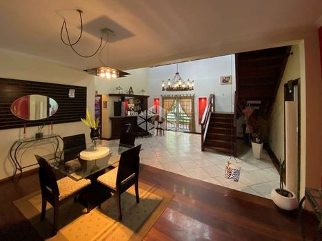 Foto 13 do(a) Casa em Condomínio de 4 quartos à venda em Chácara dos Junqueiras, Carapicuíba