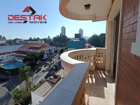 Foto 3 do(a) Apartamento de 4 quartos à venda em Vila Vianelo, Jundiaí