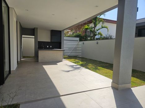 Foto 41 do(a) Casa em Condomínio de 4 quartos à venda em Loteamento Parque dos Alecrins, Campinas