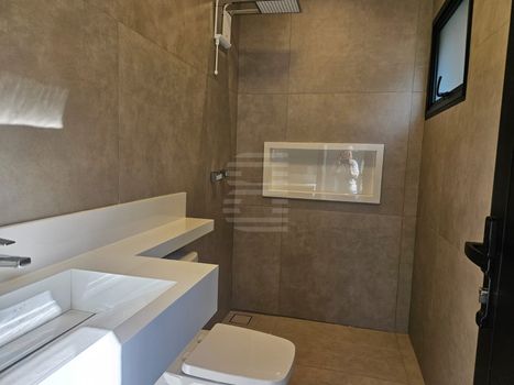 Foto 32 do(a) Casa em Condomínio de 4 quartos à venda em Loteamento Parque dos Alecrins, Campinas