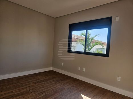 Foto 23 do(a) Casa em Condomínio de 4 quartos à venda em Loteamento Parque dos Alecrins, Campinas