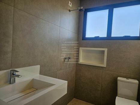 Foto 31 do(a) Casa em Condomínio de 4 quartos à venda em Loteamento Parque dos Alecrins, Campinas