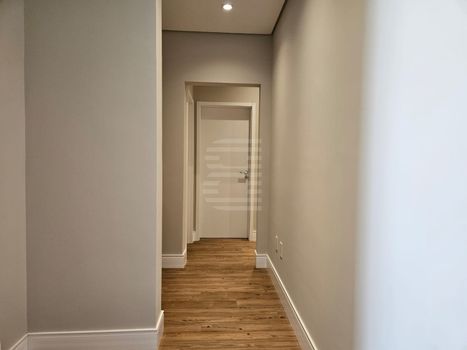 Foto 14 do(a) Casa em Condomínio de 4 quartos à venda em Loteamento Parque dos Alecrins, Campinas