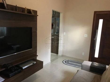 Foto 4 do(a) Casa de 3 quartos à venda em Jardim Ubirama, Lençóis Paulista