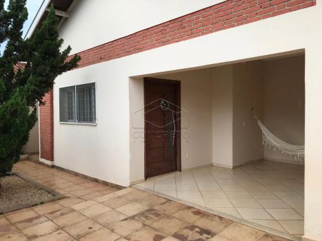 Foto 2 do(a) Casa de 3 quartos à venda em Jardim Ubirama, Lençóis Paulista