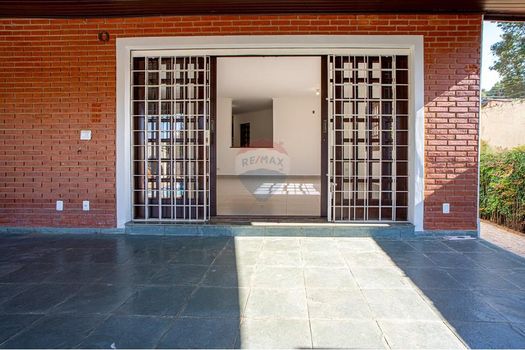 Foto 43 do(a) Casa de 3 quartos à venda em Jardim Paulista, Atibaia