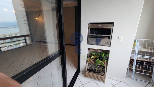 Foto 8 do(a) Apartamento de 3 quartos para alugar em Estreito, Florianópolis