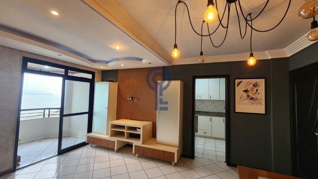 Foto 3 do(a) Apartamento de 3 quartos para alugar em Estreito, Florianópolis