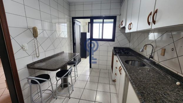 Foto 9 do(a) Apartamento de 3 quartos para alugar em Estreito, Florianópolis