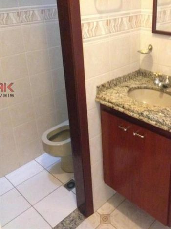 Foto 17 do(a) Casa de 3 quartos à venda em Vila Galvão, Jundiaí