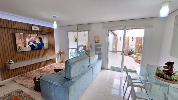 Foto 2 do(a) Casa em Condomínio de 3 quartos à venda em Chácara Quiriri, Carapicuíba