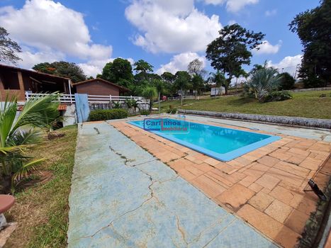 Foto 1 do(a) Fazenda / Sítio / Chácara de 16 quartos à venda em null, Mateus Leme