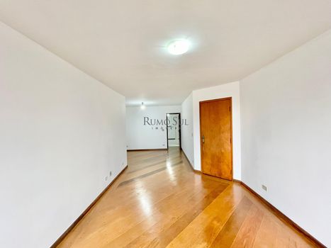 Foto 8 do(a) Apartamento de 3 quartos à venda em Santo Amaro, São Paulo