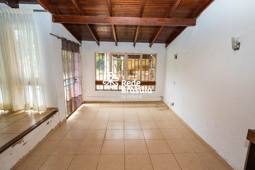 Foto 7 do(a) Casa de 3 quartos à venda em Setor de Habitações Individuais Sul, Brasília