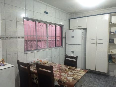 Foto 4 do(a) Casa de 3 quartos à venda em Centro, Carapicuíba