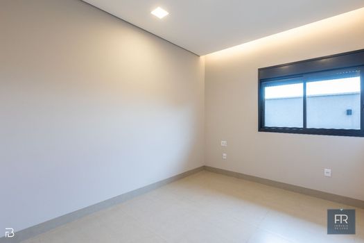 Foto 17 do(a) Casa em Condomínio de 3 quartos à venda em Granada, Uberlândia