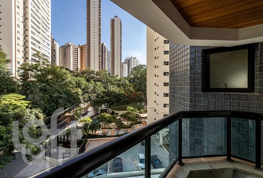 Foto 3 do(a) Apartamento de 4 quartos à venda em Vila Andrade, São Paulo
