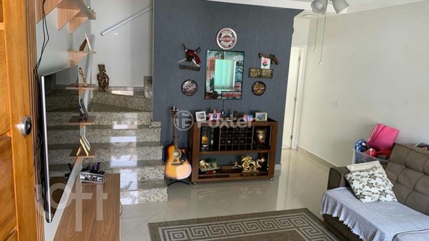 Foto 3 do(a) Casa de 2 quartos à venda em Vila Carolina, São Paulo