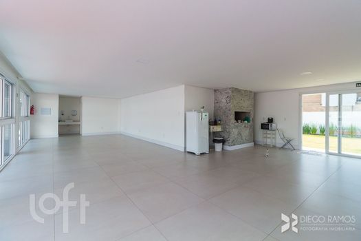 Foto 43 do(a) Apartamento de 3 quartos à venda em Vila Assunção, Porto Alegre