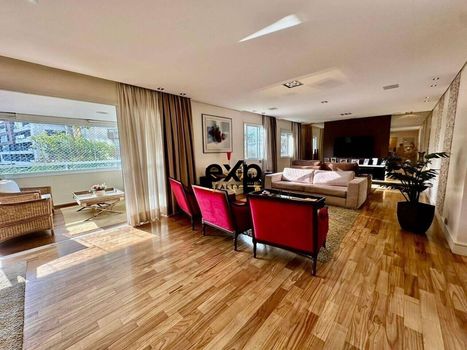 Foto 3 do(a) Apartamento de 3 quartos à venda em Campo Belo, São Paulo