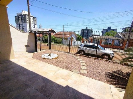 Foto 3 do(a) Casa em Condomínio de 3 quartos à venda em Vila Cachoeirinha, Cachoeirinha
