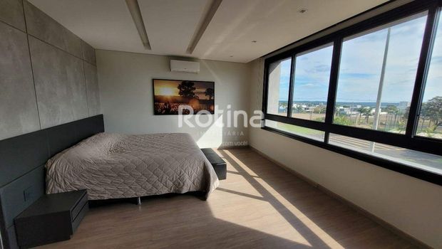 Foto 12 do(a) Casa em Condomínio de 3 quartos à venda em Jardim Sul, Uberlândia