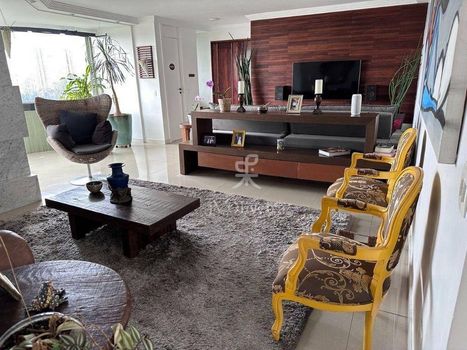 Foto 1 do(a) Apartamento de 4 quartos à venda em Jardim Ampliação, São Paulo
