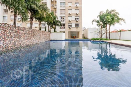 Foto 16 do(a) Apartamento de 3 quartos à venda em Vila Ipiranga, Porto Alegre