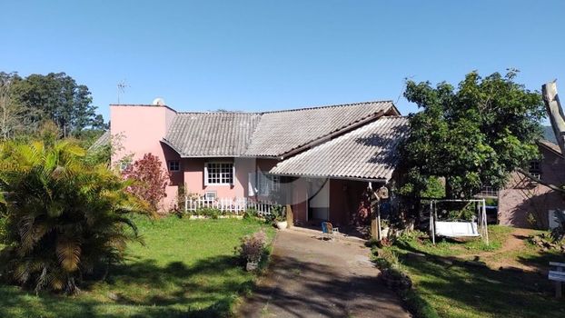 Foto 3 do(a) Fazenda / Sítio / Chácara de 4 quartos à venda em Lomba Grande, Novo Hamburgo