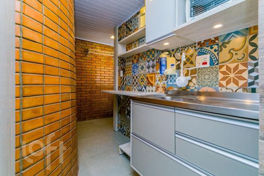 Foto 6 do(a) Apartamento de 2 quartos à venda em Centro Histórico, Porto Alegre