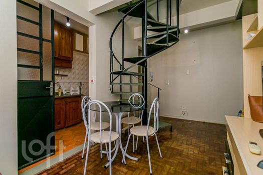 Foto 15 do(a) Apartamento de 2 quartos à venda em Centro Histórico, Porto Alegre