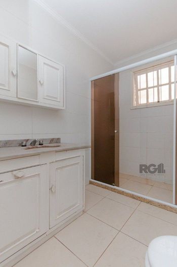 Foto 31 do(a) Casa em Condomínio de 4 quartos à venda em Vila Jardim, Porto Alegre