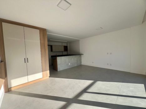 Foto 2 do(a) Kitnet / JK / Studio de 1 quartos à venda em Monte Verde, Florianópolis