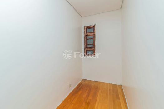 Foto 32 do(a) Casa de 3 quartos à venda em Vila Assunção, Porto Alegre