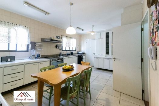 Foto 9 do(a) Apartamento de 4 quartos à venda em Indianópolis, São Paulo
