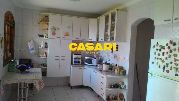 Foto 9 do(a) Casa de 2 quartos para alugar em Campestre, Santo André