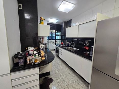 Foto 9 do(a) Apartamento de 3 quartos à venda em Centro, Florianópolis