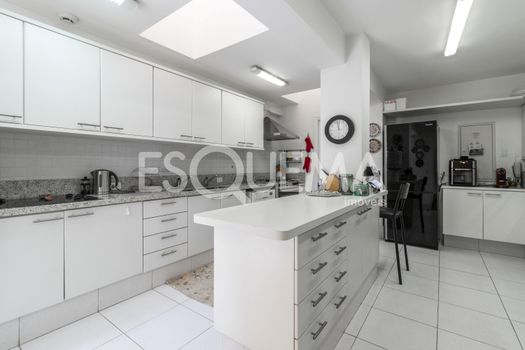 Foto 28 do(a) Casa em Condomínio de 2 quartos à venda em Cidade Jardim, São Paulo
