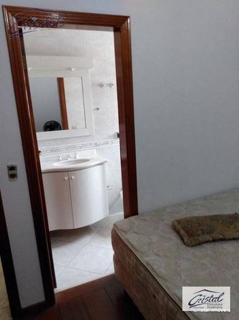 Foto 18 do(a) Casa de 4 quartos à venda em City Bussocaba, Osasco