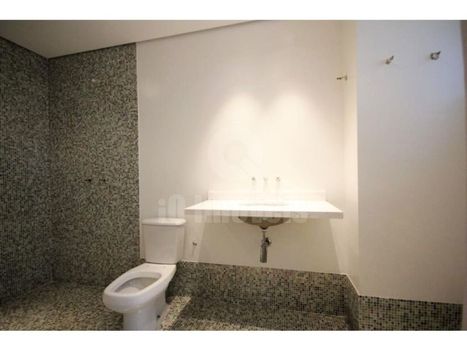 Foto 9 do(a) Cobertura de 4 quartos à venda em Vila Uberabinha, São Paulo