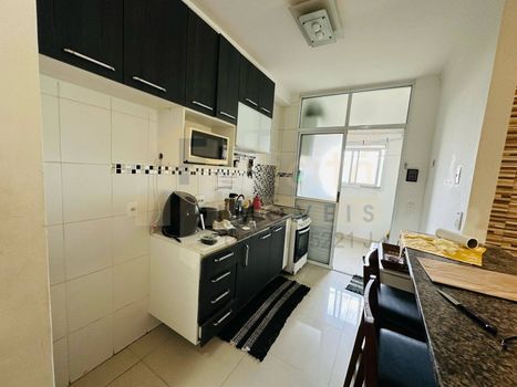 Foto 1 do(a) Apartamento de 3 quartos à venda em Jardim Tupanci, Barueri