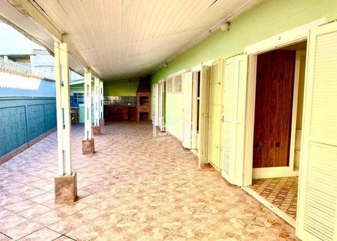 Foto 4 do(a) Casa de 3 quartos à venda em Vila Atlântica, Caraguatatuba