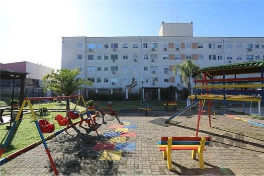Foto 15 do(a) Flat de 2 quartos à venda em Jardim Itu, Porto Alegre