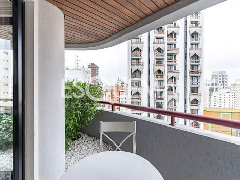 Foto 3 do(a) Apartamento de 3 quartos à venda em Indianópolis, São Paulo