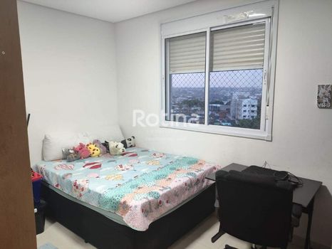 Foto 3 do(a) Apartamento de 3 quartos à venda em Presidente Roosevelt, Uberlândia