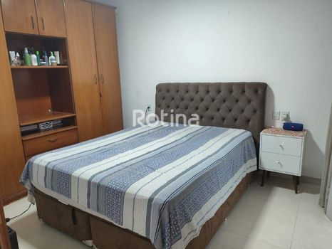 Foto 5 do(a) Apartamento de 3 quartos à venda em Presidente Roosevelt, Uberlândia