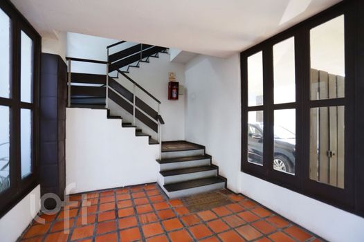Foto 23 do(a) Apartamento de 2 quartos à venda em Auxiliadora, Porto Alegre