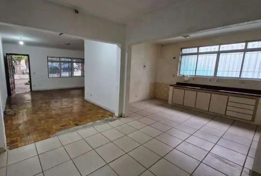 Foto 3 do(a) Casa de 3 quartos à venda em Vila Bastos, Santo André