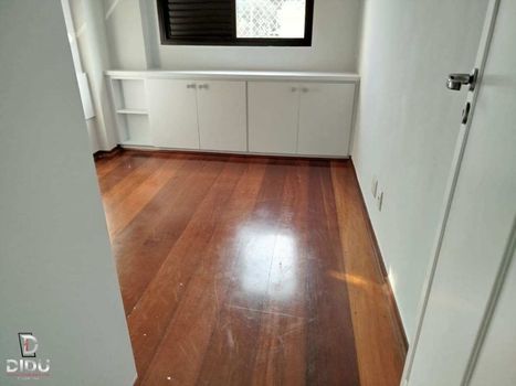 Foto 9 do(a) Apartamento de 3 quartos à venda em Chácara Inglesa, São Paulo