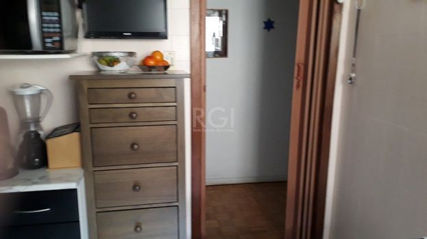 Foto 9 do(a) Apartamento de 2 quartos à venda em Medianeira, Porto Alegre